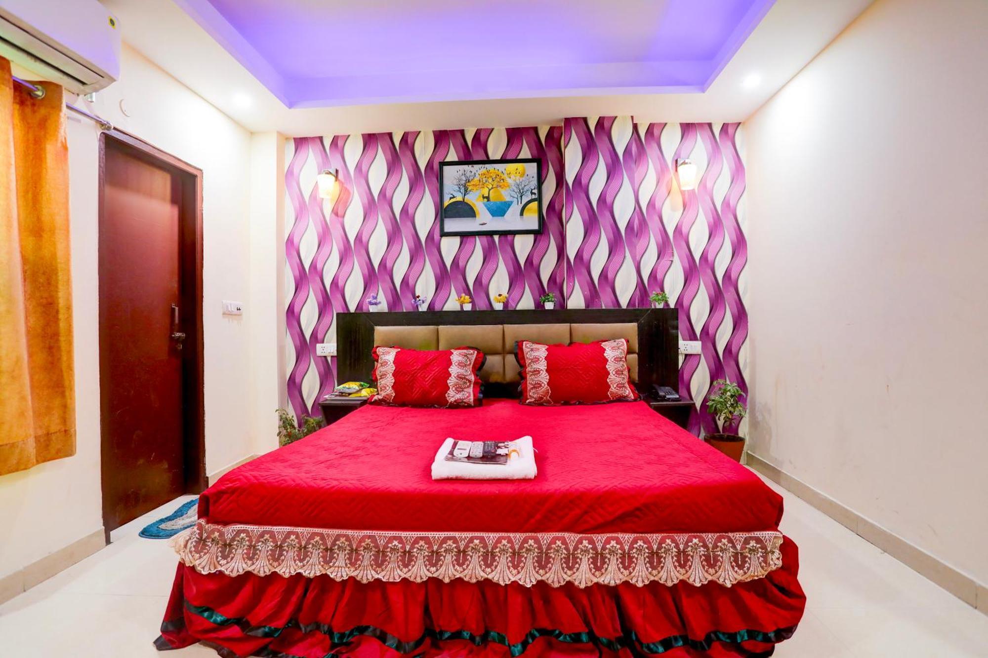 Global Stay Near Delhi Airport ニューデリー エクステリア 写真
