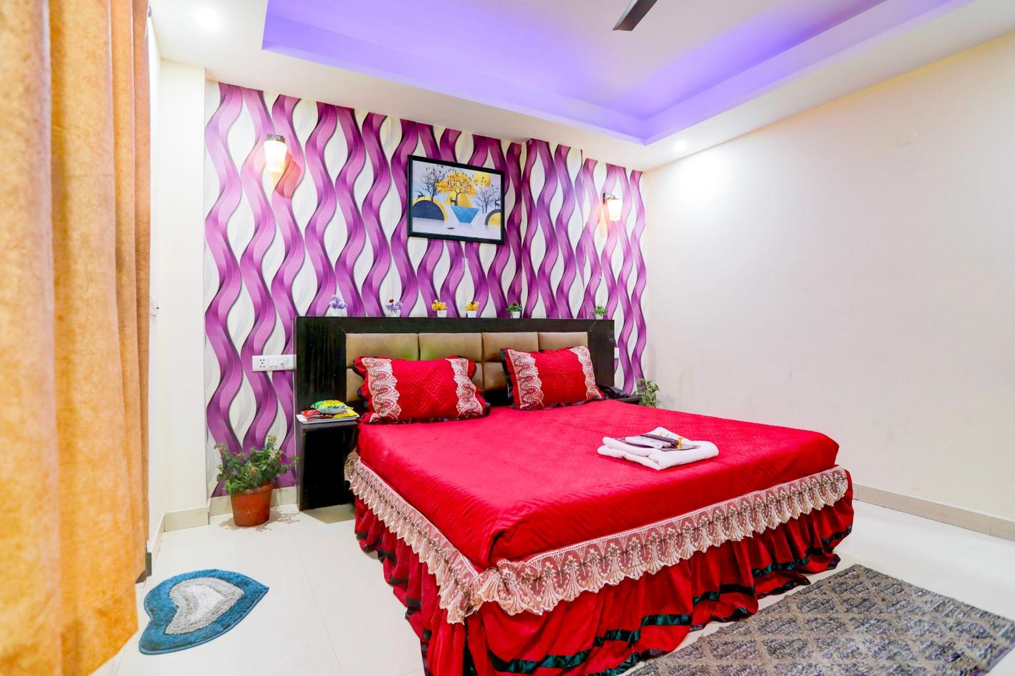 Global Stay Near Delhi Airport ニューデリー エクステリア 写真