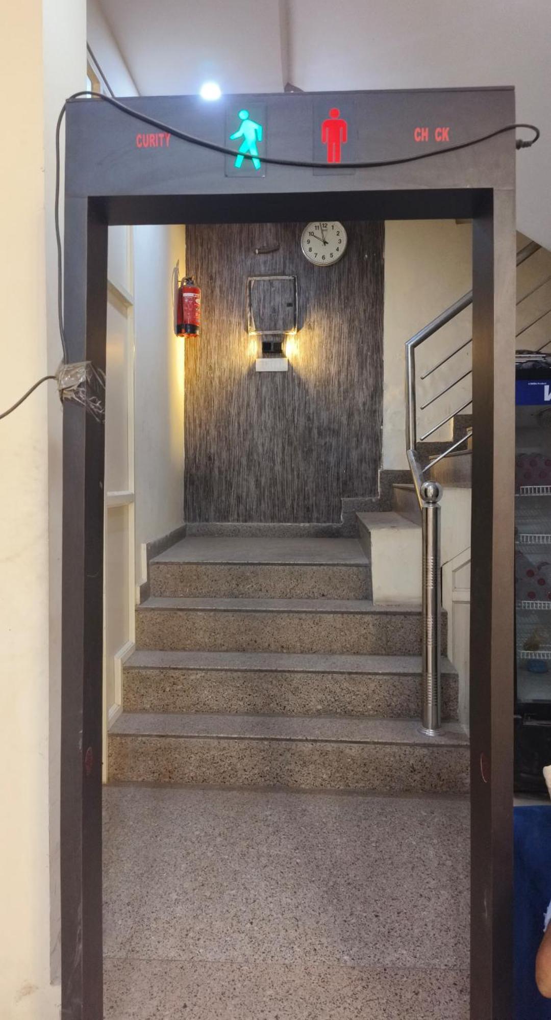 Global Stay Near Delhi Airport ニューデリー エクステリア 写真